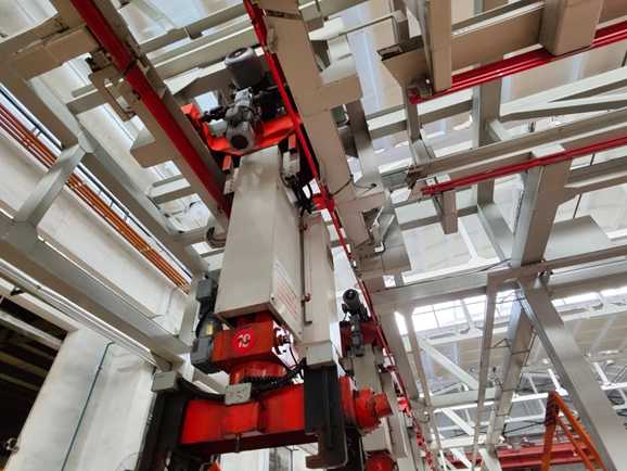 ​铁路行业空中检修机器人